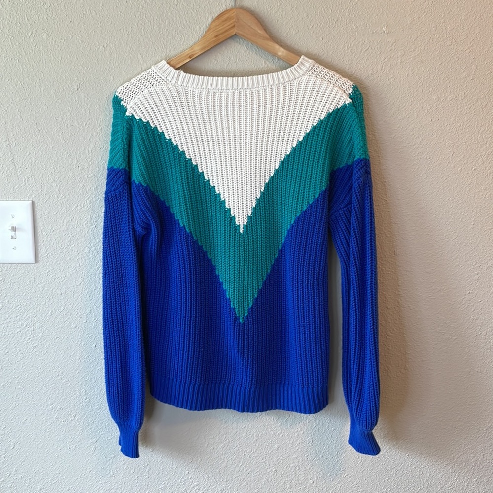 Knit 90s styled color block sweater - Picture 2 of 4